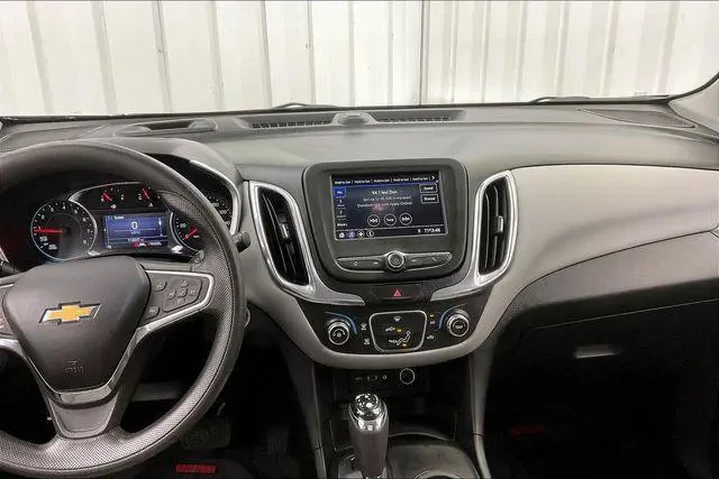 $9990 : Chevrolet Equinox 2020 4x4 L image 6