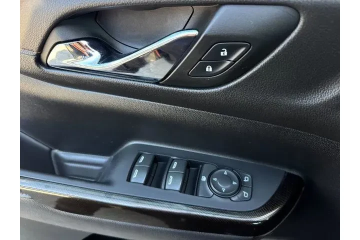 $35990 : GMC Acadia 2023 4x4 AT4 4dr image 10