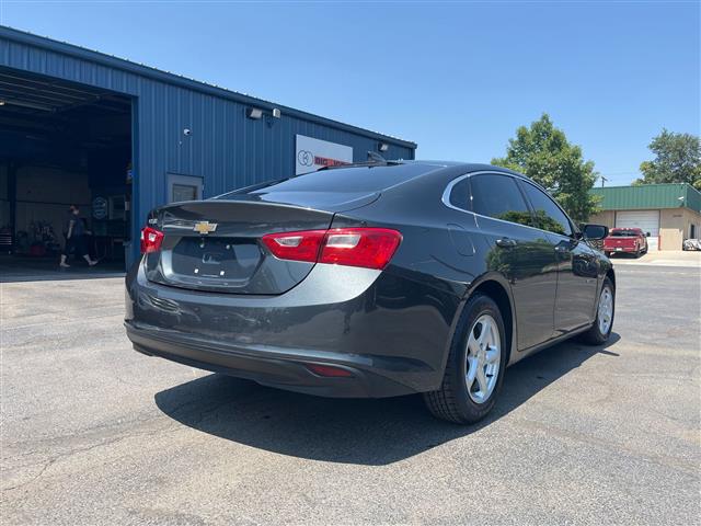 $12886 : 2017 Malibu LS, ONE OWNER, GR image 6