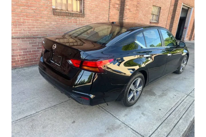 $17999 : 2020 Altima 2.5 S image 10