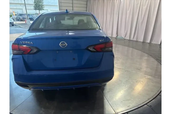 $10899 : Nissan Versa 2021 SV 4dr Sed image 6