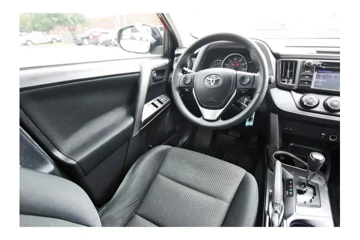 $13500 : Toyota RAV4 2016 LE 4dr SUV image 7