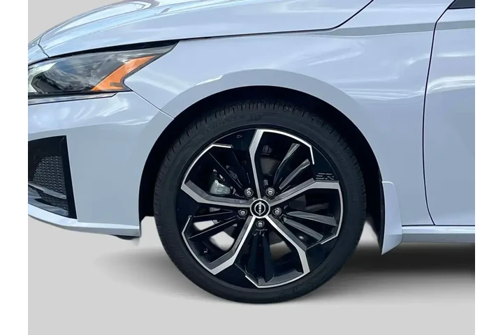 $20895 : Nissan Altima 2025 2.5 SR 4d image 10