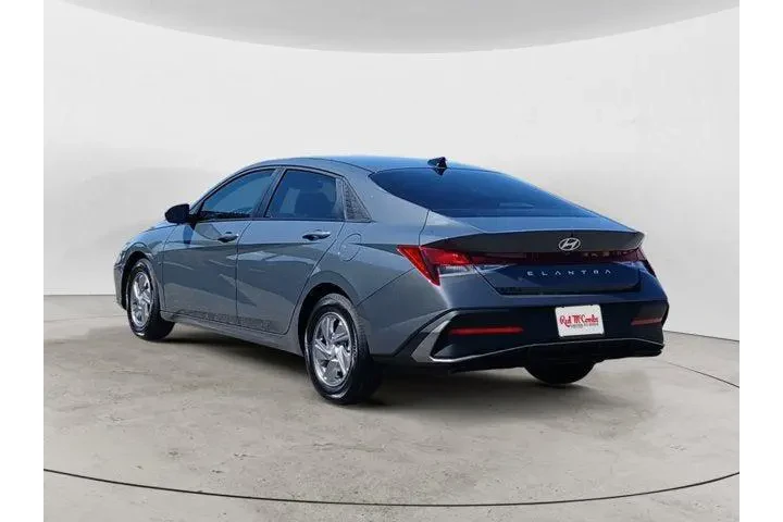 $20999 : Hyundai ELANTRA 2025 SE 4dr image 3