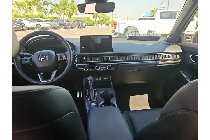 $28500 : Honda Civic 2024 Sport Touri image 10