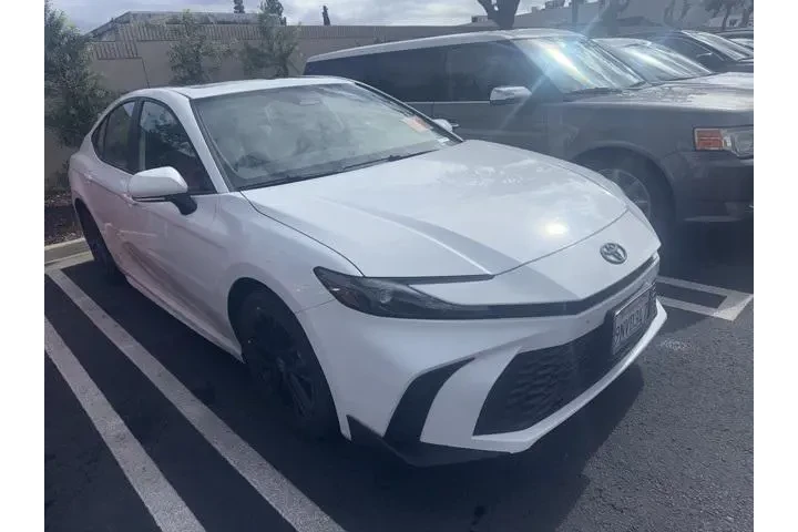 $29500 : Toyota Camry 2025 SE 4dr Sed image 2