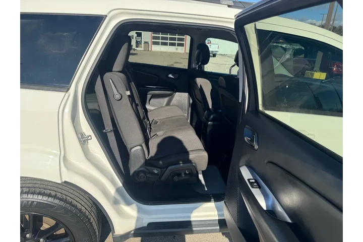 $11980 : 2020 Journey SE Value FWD image 9