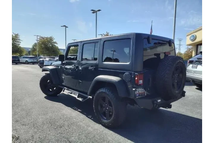 $24790 : Jeep Wrangler Unlimited 2017 image 4
