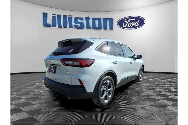 $21736 : Ford Escape 2025 ST-Line 4dr image 2
