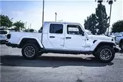 2021 Jeep Gladiator Overland P thumbnail