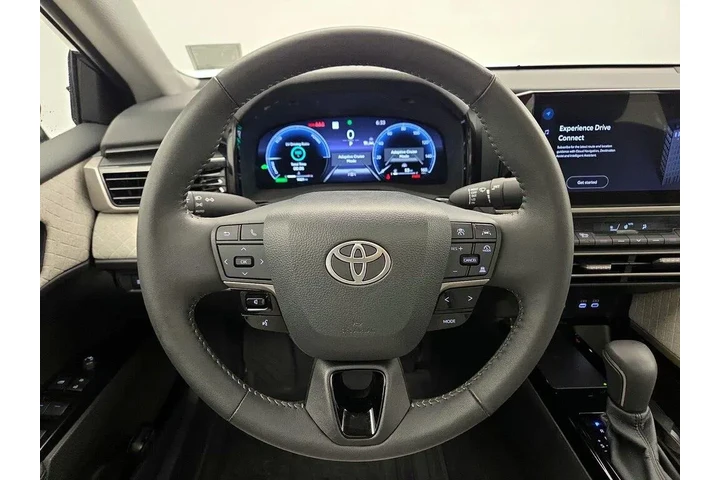 $36998 : Toyota Camry 2025 XLE 4dr Se image 10