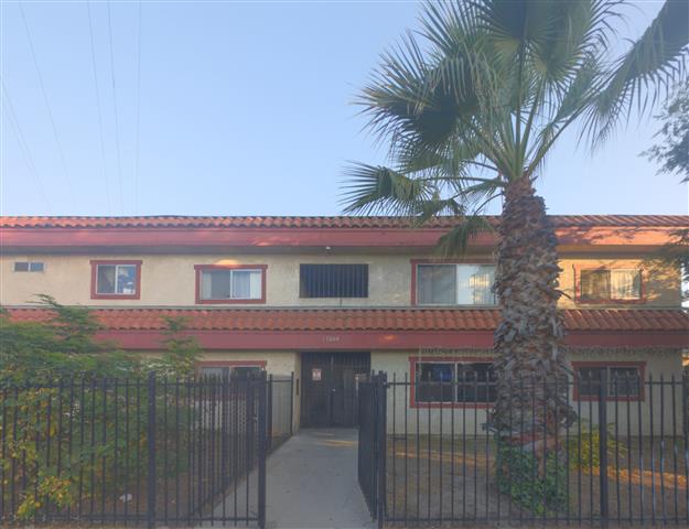 $2800 : NORTH HOLLYWOOD APT. DE 3 RECS image 6