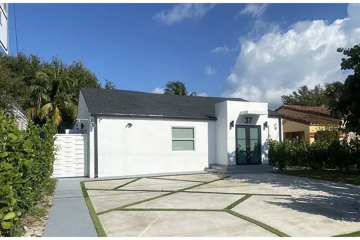 $3150 : HOUSE FOR RENT IN MAIMI FL image 2