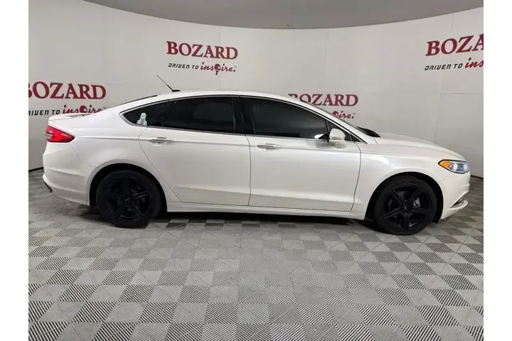 $10250 : Ford Fusion 2018 Platinum 4d image 9