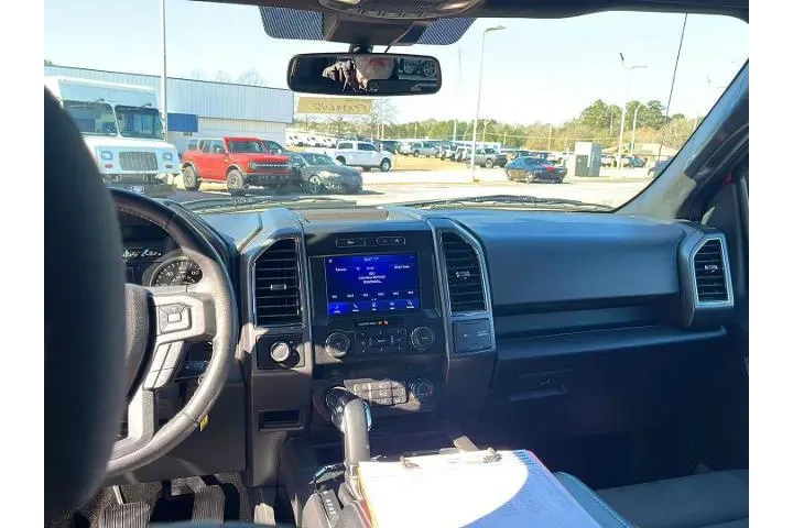 $28363 : Ford F-150 2020 4x4 XLT 4dr image 9