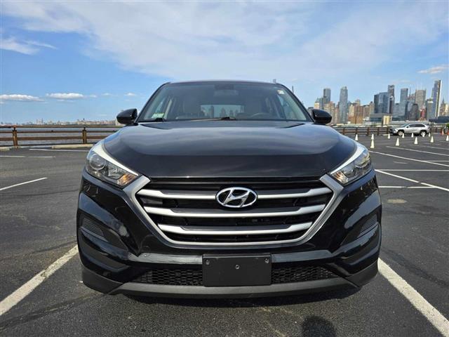 $12495 : 2018 HYUNDAI TUCSON image 6