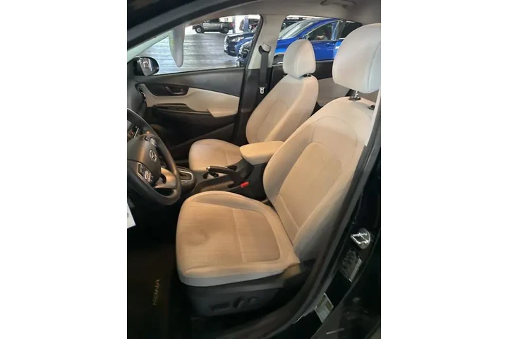 $20995 : Hyundai KONA 2023 SEL 4dr Cr image 5