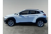 $25067 : Hyundai KONA 2023 AWD SEL 4d thumbnail