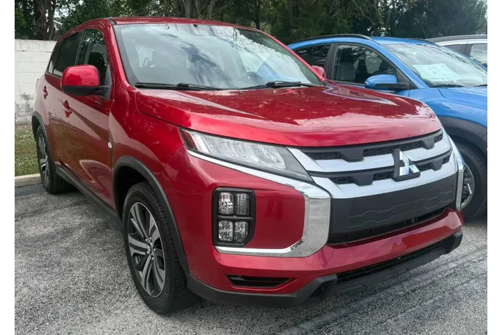 $11000 : Mitsubishi Outlander Sport S image 4