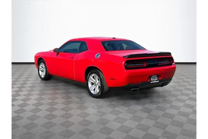 $20900 : Dodge Challenger 2023 SXT 2d image 6
