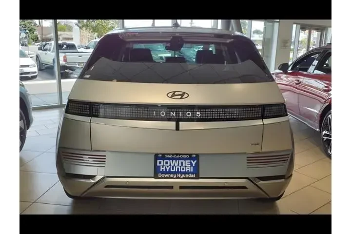 $38989 : Hyundai IONIQ 5 2024 AWD Dis image 4