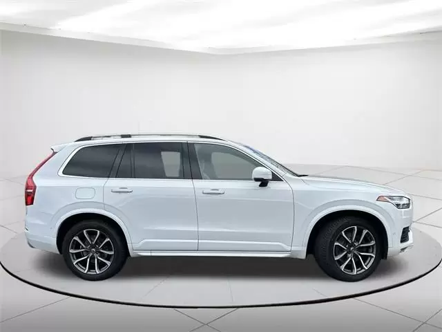 $19499 : Pre-Owned 2017 XC90 T6 Moment image 2