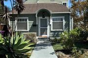 Charming two-story corner hous en Los Angeles