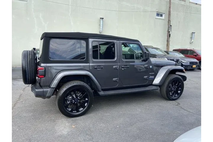 $32923 : Jeep Wrangler 2024 4x4 Sahar image 3