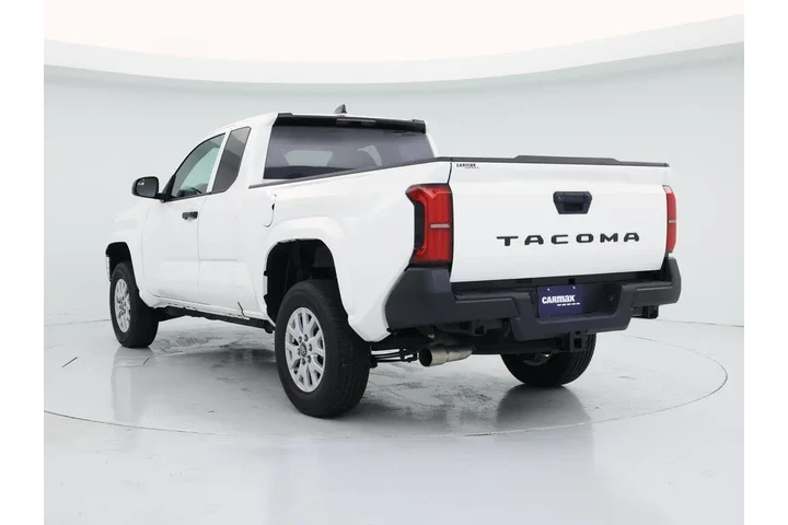 $29998 : Toyota Tacoma 2024 4x2 SR 2d image 2