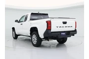 $29998 : Toyota Tacoma 2024 4x2 SR 2d thumbnail
