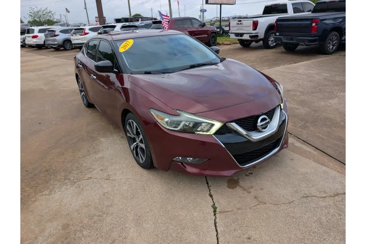$11995 : 2017 Maxima image 3