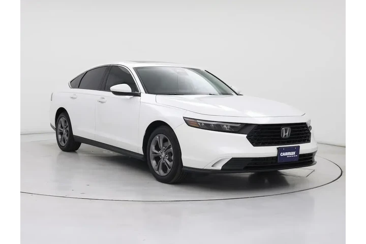 $28998 : Honda Accord 2024 EX 4dr Sed image 1