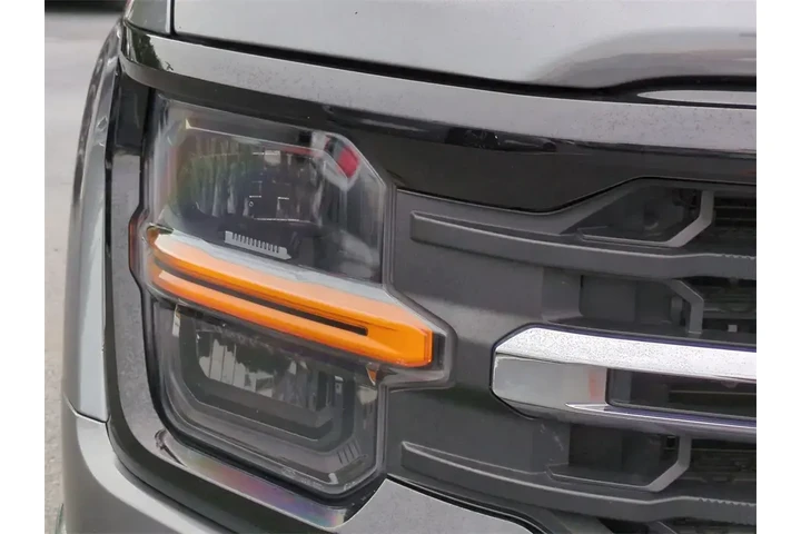 $33840 : Ford F-150 2024 4x4 XLT 4dr image 10