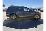 $27983 : Ford Explorer 2022 XLT 4dr S thumbnail