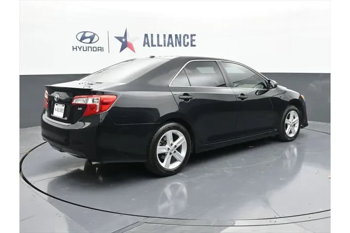 $9390 : Toyota Camry 2014 XLE 4dr Se image 8