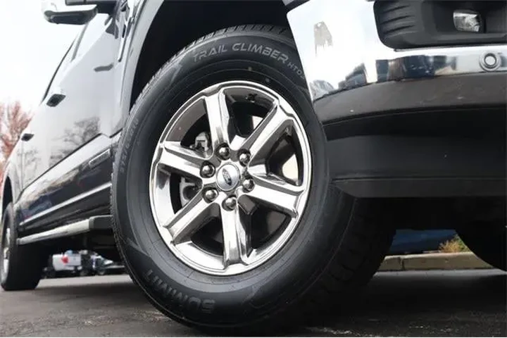 $39950 : Ford F-150 2024 4x4 XLT 4dr image 3