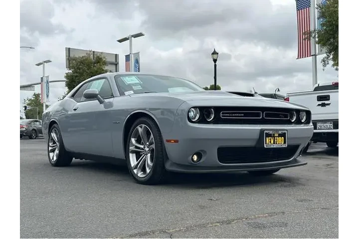 $30000 : Dodge Challenger 2021 R/T 2d image 3