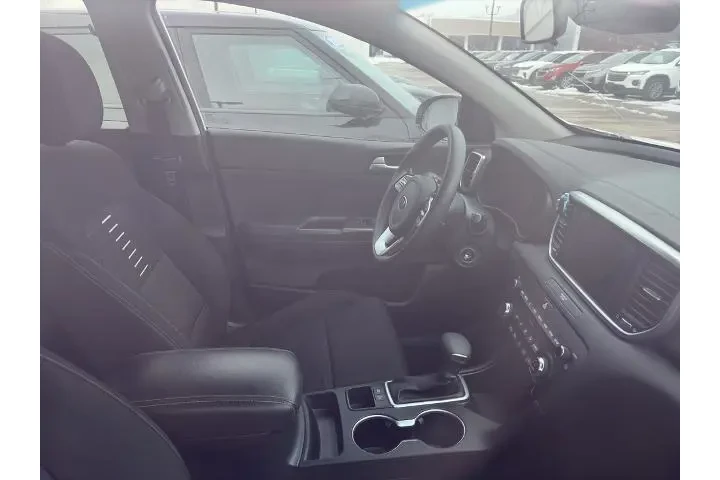 $17250 : Kia Sportage 2021 LX 4dr SUV image 3