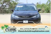 $15183 : Chrysler Pacifica 2018 Touri thumbnail