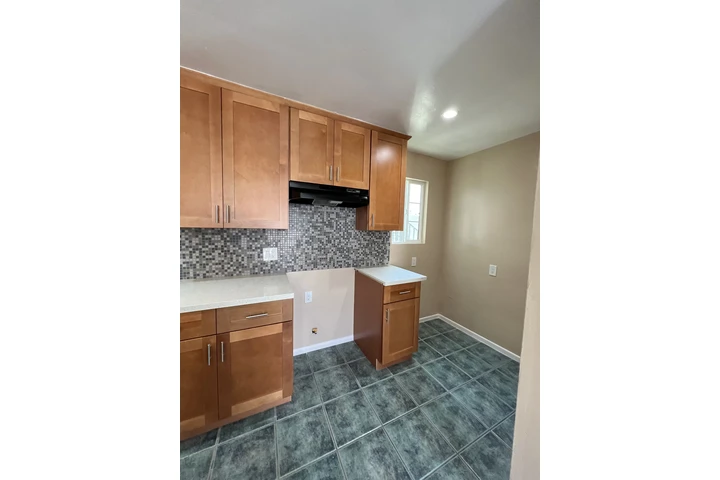 $1750 : RENTO DEPTO. E.HUNTINGTON PARK image 2