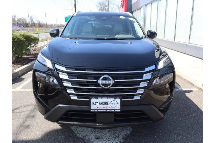 $28044 : Nissan Rogue 2025 AWD SV 4dr image 5