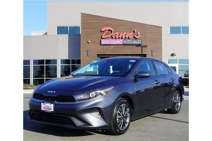 $18250 : 2024 Forte LXS image 1