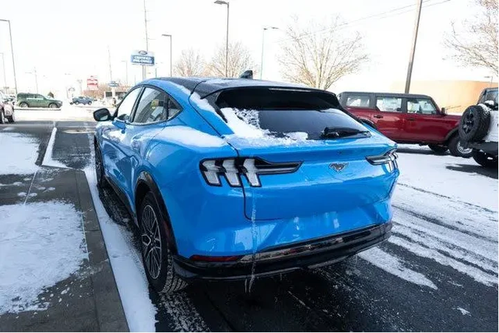 $38499 : Ford Mustang Mach-E 2024 AWD image 5