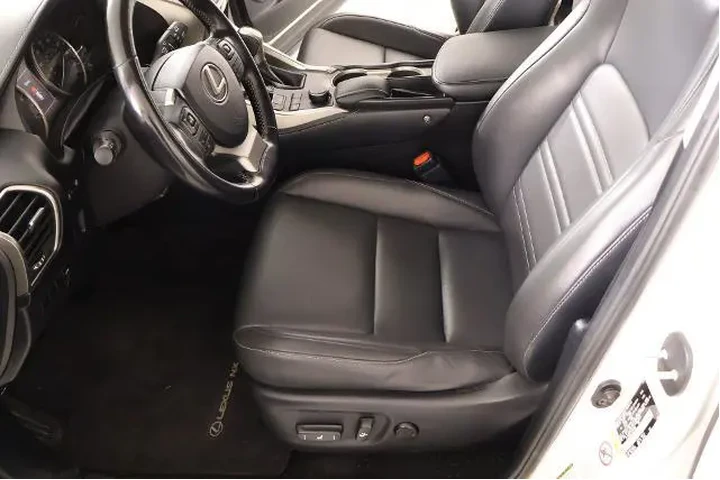 $14528 : Lexus NX 200t 2017 4dr Cross image 10