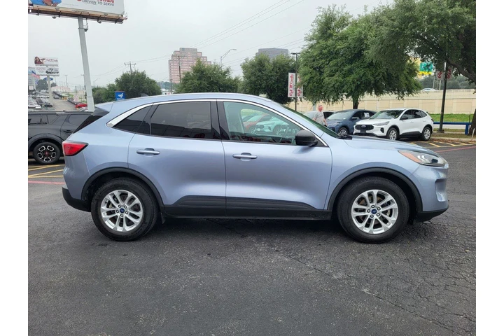 $20000 : Ford Escape 2022 SE 4dr SUV image 2