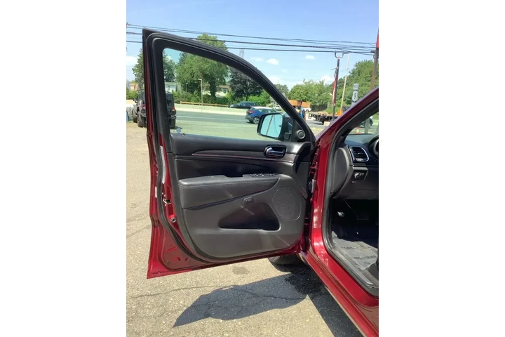 $13397 : Jeep Grand Cherokee 2019 4x4 image 9