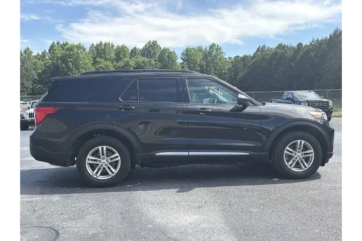 $33486 : Ford Explorer 2023 AWD XLT 4 image 10