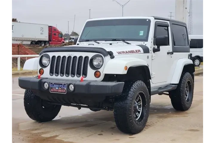 $14000 : Jeep Wrangler 2012 4x4 Sahar image 3