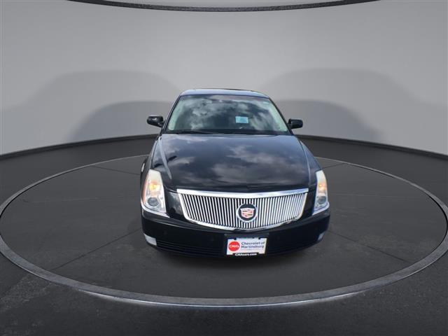 PRE-OWNED 2008 CADILLAC DTS W image 3