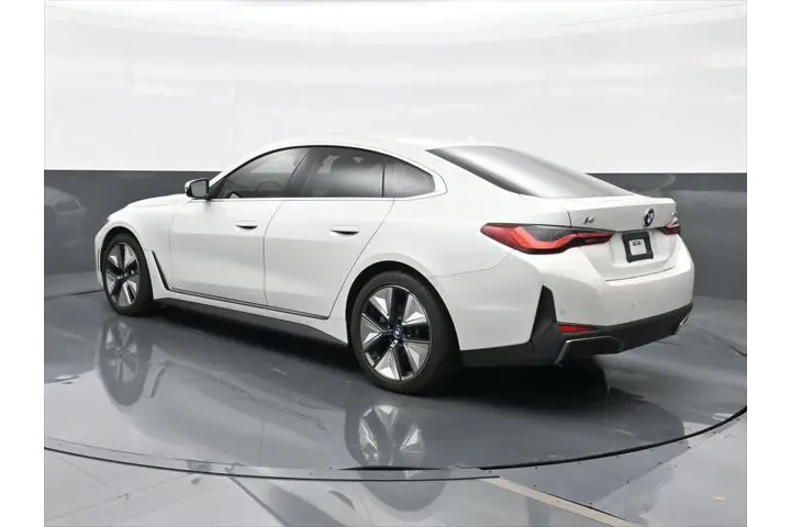 $38591 : BMW i4 2023 eDrive40 Gran Co image 7
